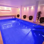 Hotel Haus Wiesengrund 4*