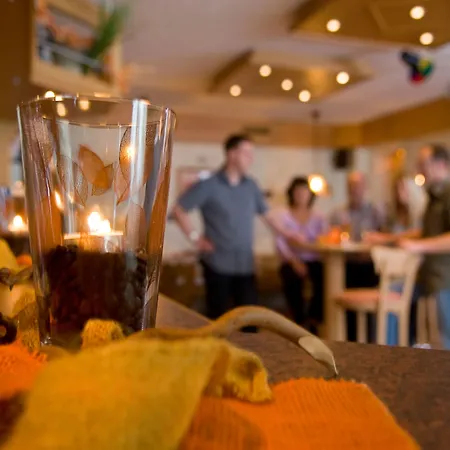 Otel Haus Wiesengrund 4*