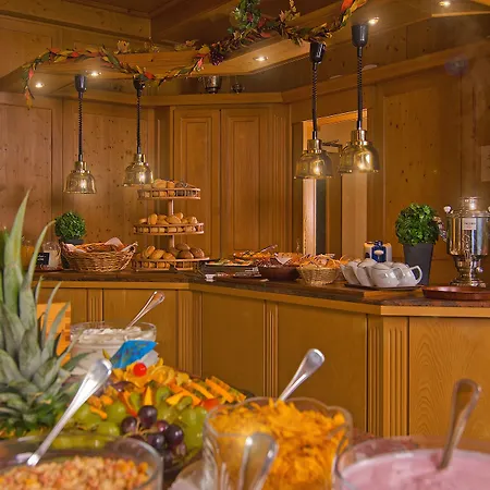 Haus Wiesengrund Otel 4*