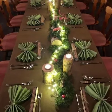 Haus Wiesengrund 4* הלנברג