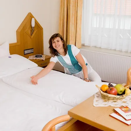 Otel Haus Wiesengrund Hallenberg