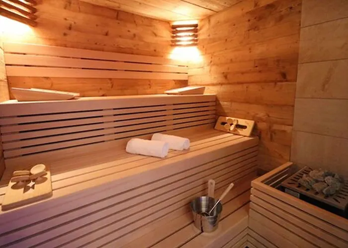 Hotel Haus Wiesengrund 4*