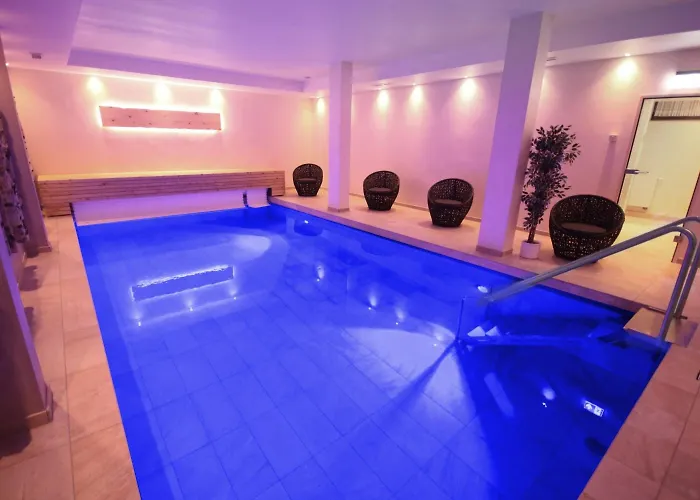 Hotel Haus Wiesengrund 4*